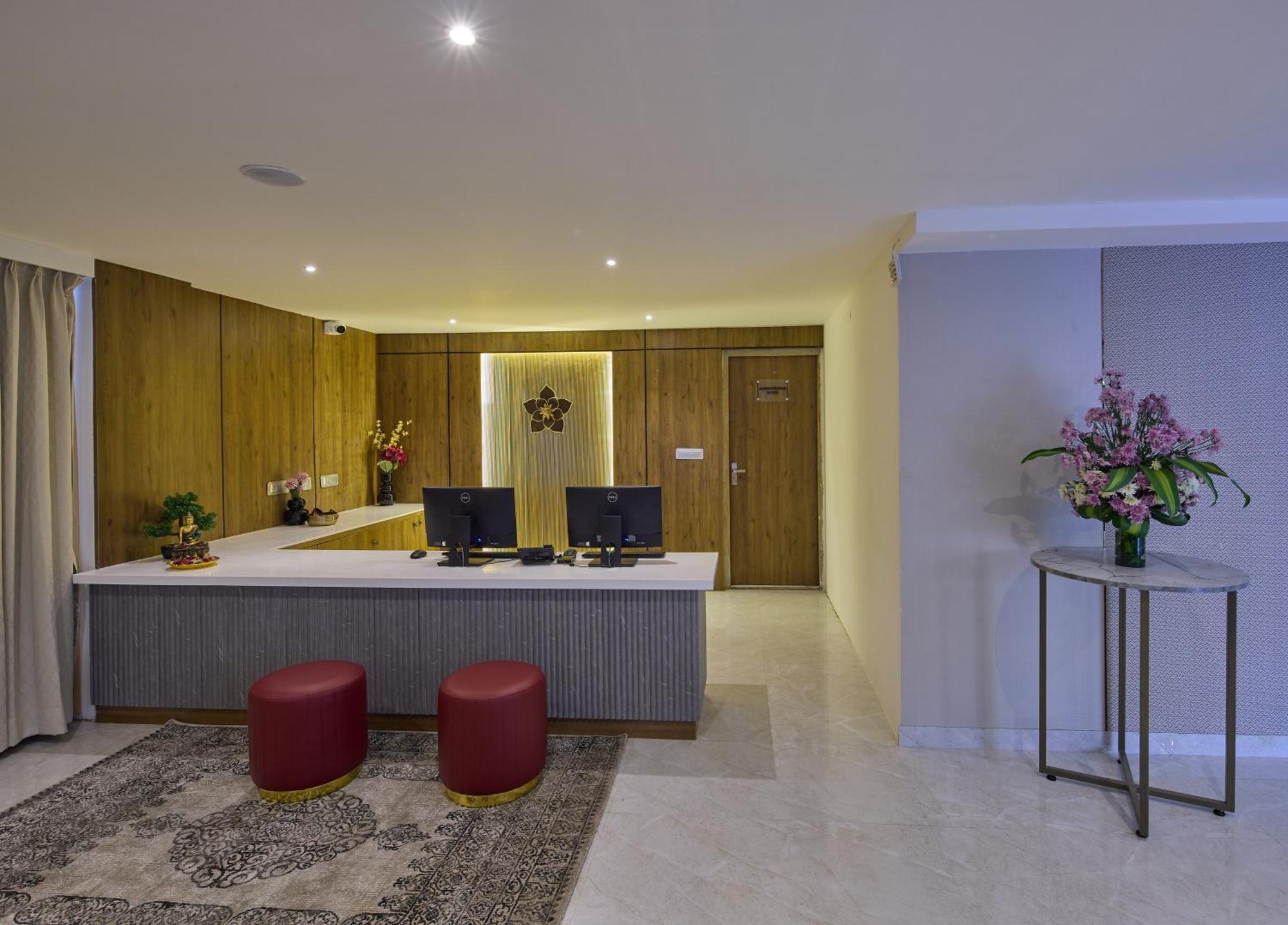 Grand Continent T Nagar Hotel 3*
